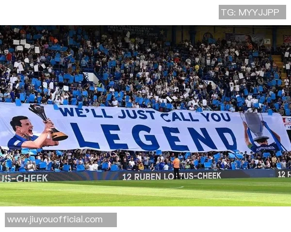 欧联杯精彩对决切尔西与那不勒斯战成平局引发全场热烈反响