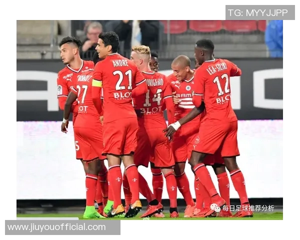 中超精彩对决多特蒙德大胜里昂神奇扑救成为全场焦点战术分析